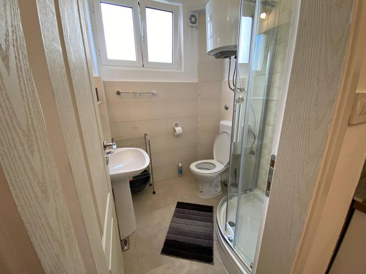 Bečići Alina'S Apartment מראה חיצוני תמונה