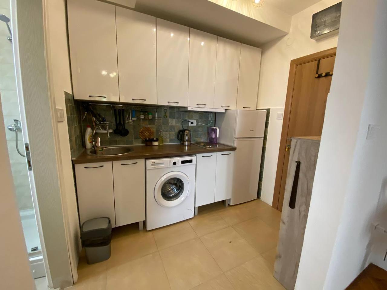 Bečići Alina'S Apartment מראה חיצוני תמונה