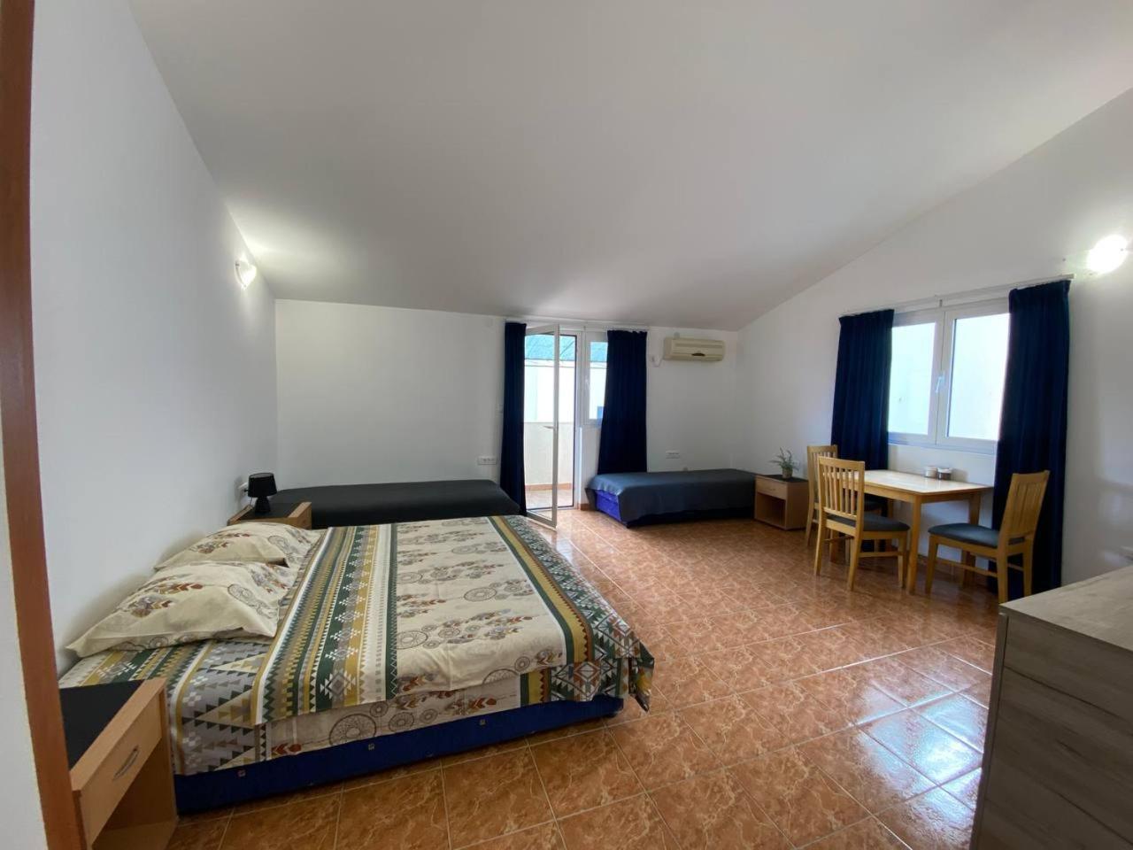 Bečići Alina'S Apartment מראה חיצוני תמונה