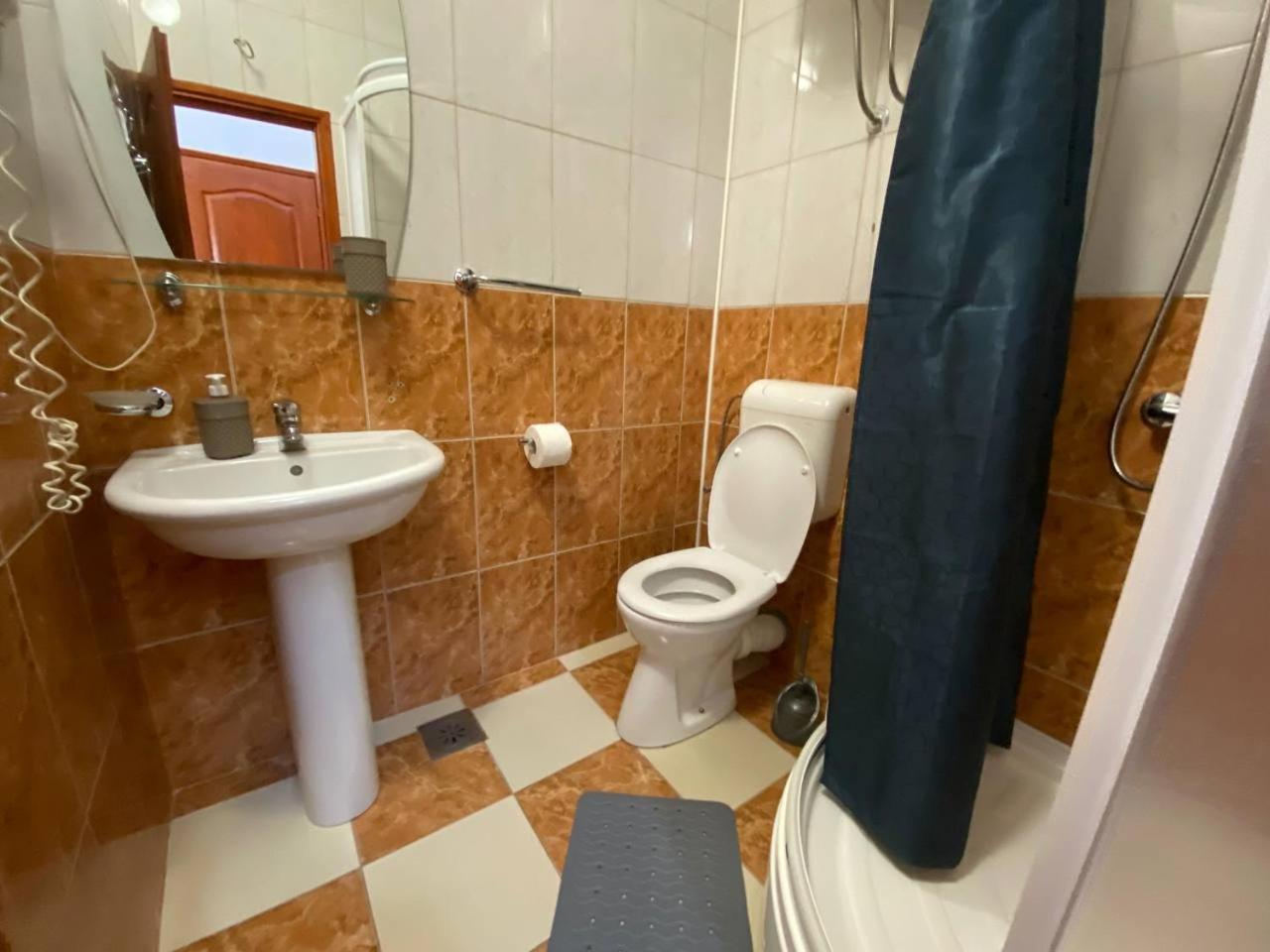 Bečići Alina'S Apartment מראה חיצוני תמונה