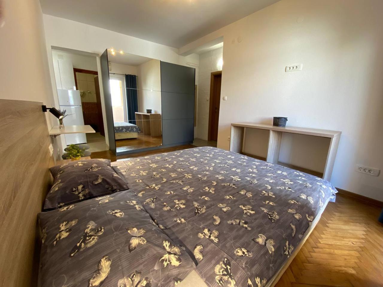 Bečići Alina'S Apartment מראה חיצוני תמונה